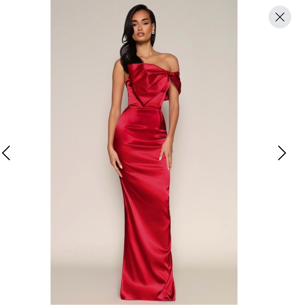 Chic One-Shoulder Red Satin Gown